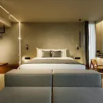 Qosmo Hotel 4*