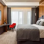 Qosmo 4* Brasov