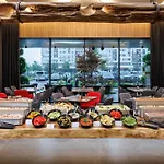 Hotel Qosmo