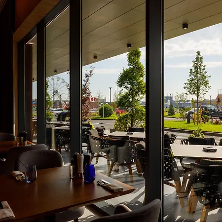 Szálloda Qosmo Brassó