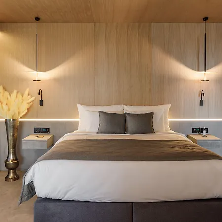 Qosmo Szálloda Brassó