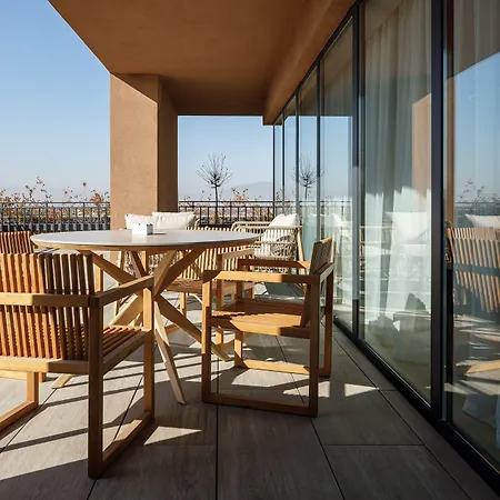 Qosmo فندق براشوف